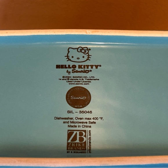 Hello Kitty Christmas Themed Ceramic Loaf Pan Made By Sanrio. Brand New! - Picture 7 of 7